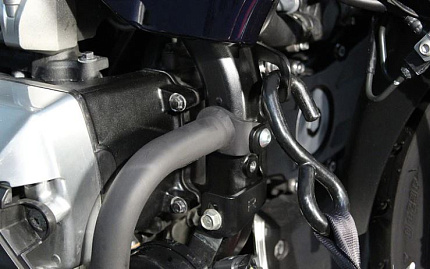 Скобы для крепежа мотоцикла GL18-18 при транспортировке
